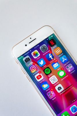 iPhoneのApp Store購入履歴の確認方法！課金した履歴の削除方法も紹介！のイメージ